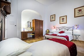 HomEdo Bed & Breakfast