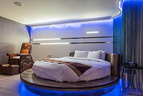 High Cloud International Business Hotel