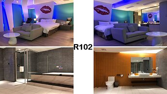High Cloud International Business Hotel