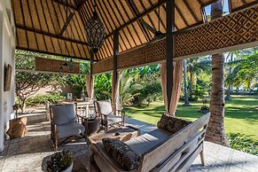 The Beach Villa