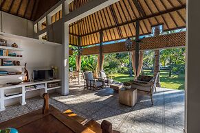 The Beach Villa