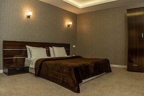 Nevo Studios Otel