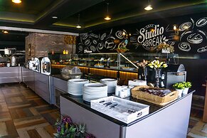 Nevo Studios Otel