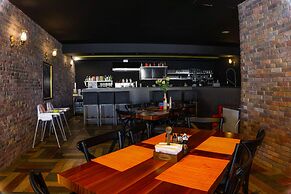 Nevo Studios Otel