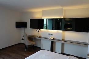 The 28th Hotel