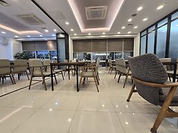 Narsha Hotel