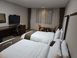 Narsha Hotel