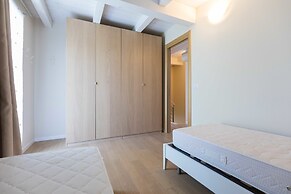 Tasso Apartments