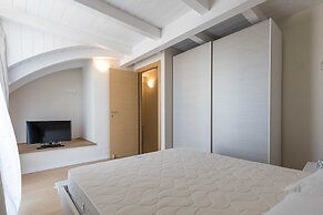 Tasso Apartments