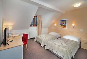 Hotel Chvalska Tvrz