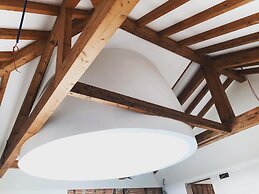 Muralha Charm House