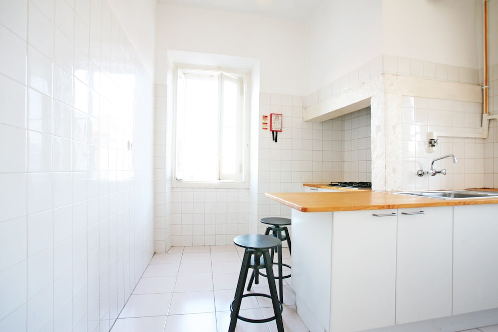 Friendly Hills Bairro Alto - Hostel