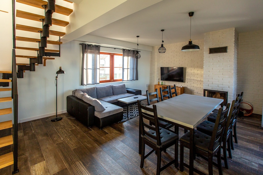 ApartView - Osada Zamkowa Pasym