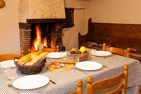Casa Rural El Callís