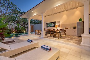 Villa CJ