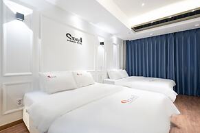 Stay Hotel