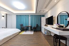 Stay Hotel