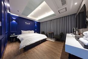 Stay Hotel