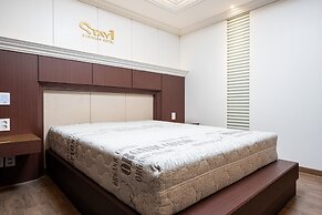 Stay Hotel
