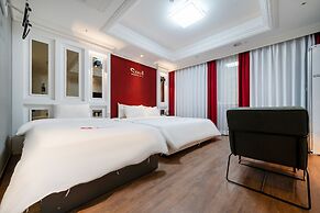 Stay Hotel