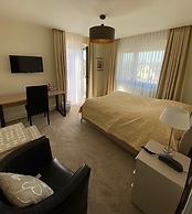Hotel Exquisit