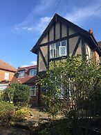 Edgware Bed and Breakfast