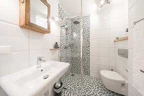 Design Apartments -  