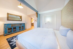 Design Apartments -  