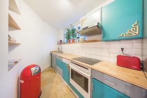 Design Apartments -  