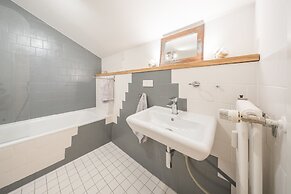 Design Apartments -  