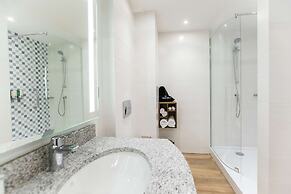 Hampton by Hilton Brest