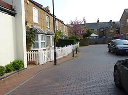 Garfield House 5