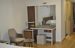 Merkez Otel