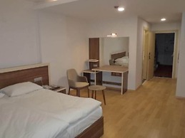 Merkez Otel