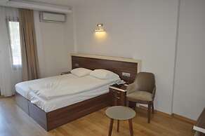 Merkez Otel