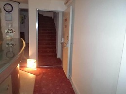 Merkez Otel