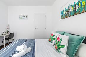 AYZ Juan de Mena - Auto check-in property
