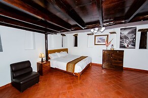 Casa Blanca Lodge
