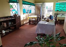 Hostal Dianelys - Hostel