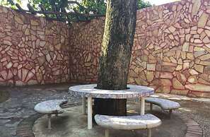 Hotel Nueva Posada Inn