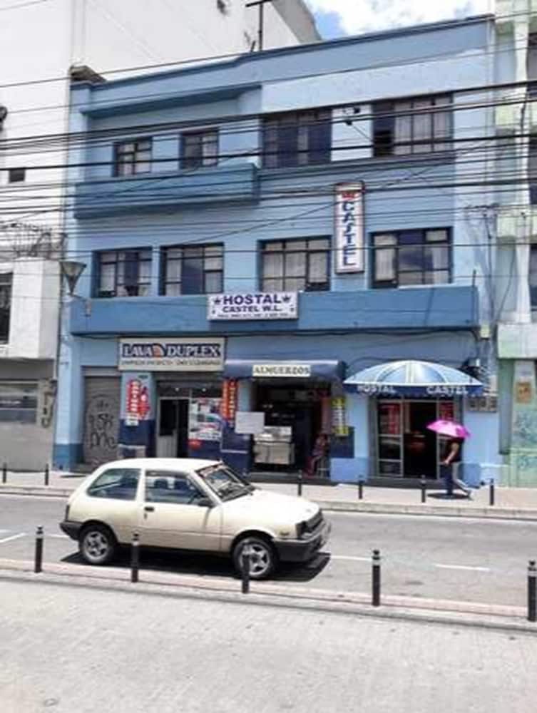 Hostal Castel WL