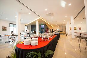 Adya Hotel Chenang