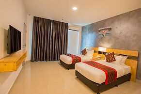 Adya Hotel Chenang