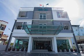 Adya Hotel Chenang