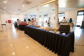 Adya Hotel Chenang