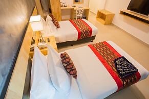 Adya Hotel Chenang