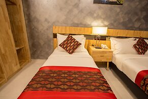 Adya Hotel Chenang