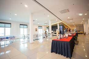 Adya Hotel Chenang