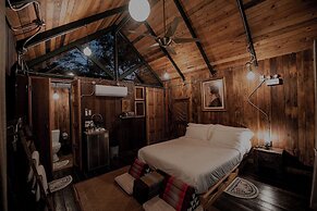 Voraman Hut