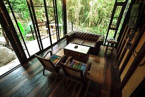 Voraman Hut